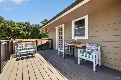 Exterior - 279 Valparaiso Ave, Cotati, CA 94931 photo 10 of 28