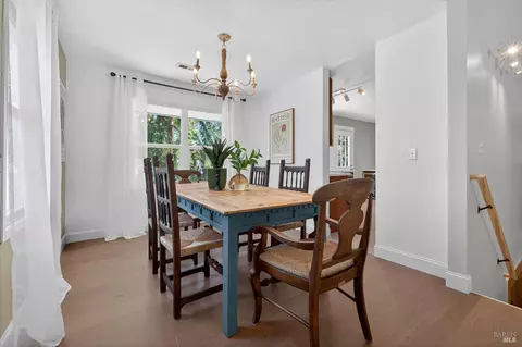 Dining - 279 Valparaiso Ave, Cotati, CA 94931 photo 3 of 3