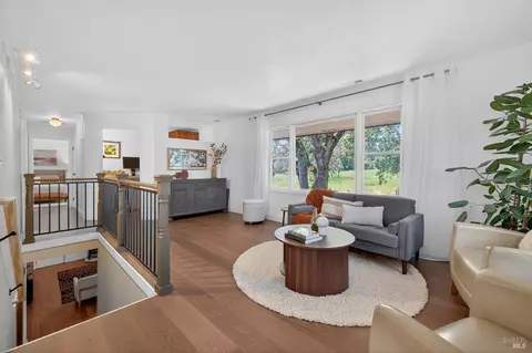 Living - 279 Valparaiso Ave, Cotati, CA 94931 photo 5 of 5