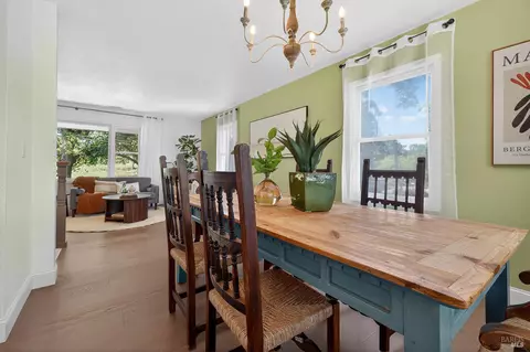 Dining - 279 Valparaiso Ave, Cotati, CA 94931 photo 1 of 3