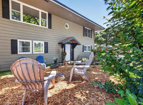 Exterior - 279 Valparaiso Ave, Cotati, CA 94931 photo 4 of 28