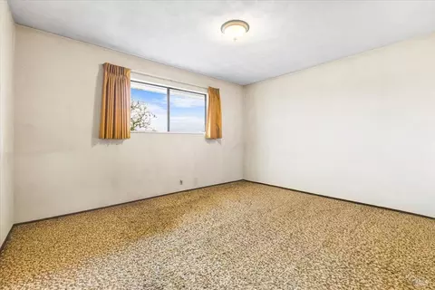 Bedroom - 2062 Woolsey Rd, Fulton, CA 95439 photo 6 of 7