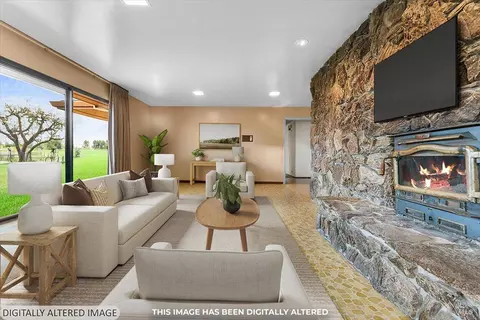 Living - 2062 Woolsey Rd, Fulton, CA 95439 photo 5 of 8