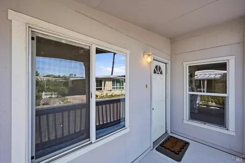 146 Wisteria Dr, Calistoga, CA 94515