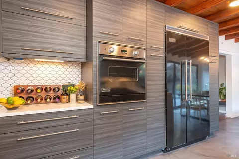 Kitchen - 431 Marin Ave, Mill Valley, CA 94941 photo 3 of 3