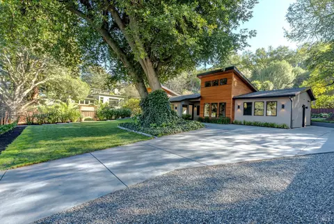 Exterior - 431 Marin Ave, Mill Valley, CA 94941 photo 2 of 15