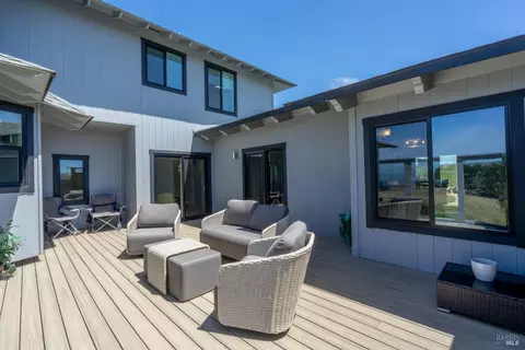 Exterior - 476 Oceana Dr, Dillon Beach, CA 94929 photo 4 of 14
