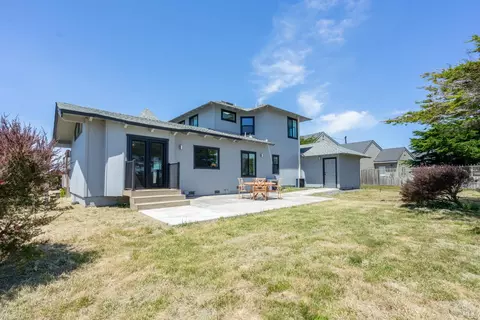 Exterior - 476 Oceana Dr, Dillon Beach, CA 94929 photo 7 of 14