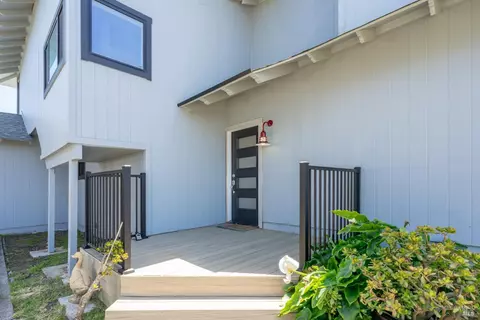Exterior - 476 Oceana Dr, Dillon Beach, CA 94929 photo 3 of 14