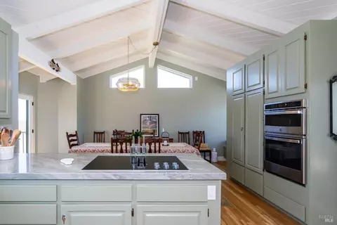 Kitchen - 476 Oceana Dr, Dillon Beach, CA 94929 photo 3 of 9