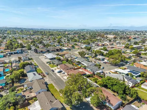 View/Area - 741 Vervais Ave, Vallejo, CA 94591 photo 3 of 5