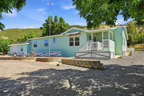 13500 Eastlake Dr, Clearlake, CA 95422