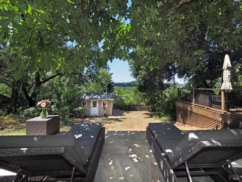 Exterior - 22549 River Rd, Geyserville, CA 95441 photo 16 of 30