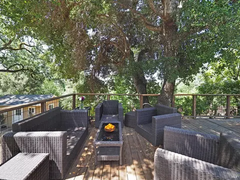 Exterior - 22549 River Rd, Geyserville, CA 95441 photo 11 of 30