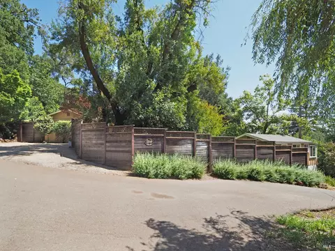 Exterior - 22549 River Rd, Geyserville, CA 95441 photo 30 of 30