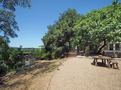 Exterior - 22549 River Rd, Geyserville, CA 95441 photo 18 of 30