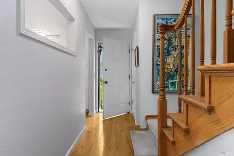 Entry Way - 31 Front St #A, Healdsburg, CA 95448 photo 2 of 4