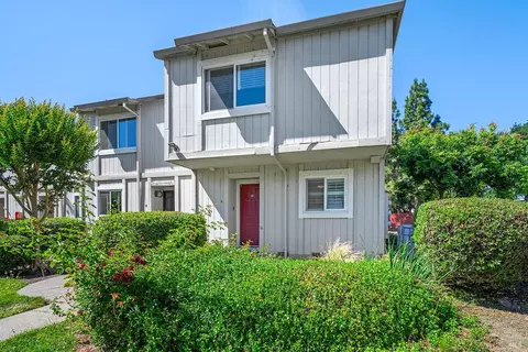 31 Front St #A, Healdsburg, CA 95448