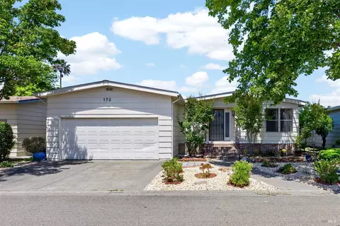 1945 Piner Rd #173, Santa Rosa, CA 95403