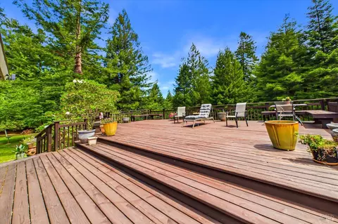 Exterior - 4281 Mitchell Rd, Eureka, CA 95503 photo 11 of 31