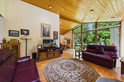 Living - 4281 Mitchell Rd, Eureka, CA 95503 photo 1 of 5