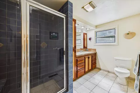 Bath - 4281 Mitchell Rd, Eureka, CA 95503 photo 1 of 5