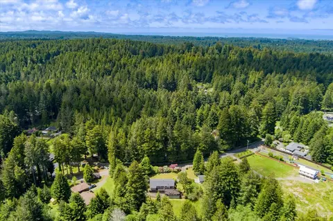 View/Area - 4281 Mitchell Rd, Eureka, CA 95503 photo 2 of 3