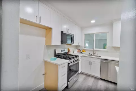 Kitchen - 1307 Mckinley St, Fairfield, CA 94533 photo 3 of 3