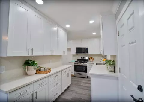 Kitchen - 1307 Mckinley St, Fairfield, CA 94533 photo 1 of 3