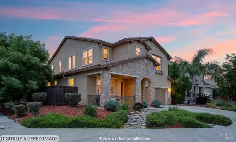 578 Burgundy St, Vacaville, CA 95687