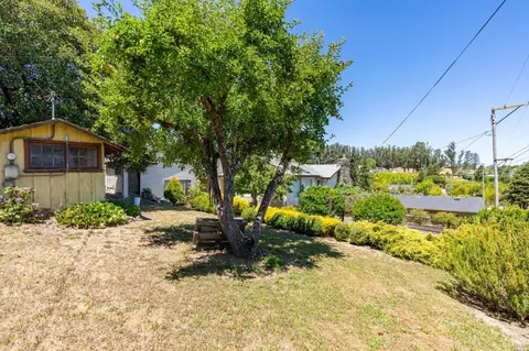 Exterior - 504 W Railroad Ave, Cotati, CA 94931 photo 3 of 9