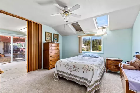 Bedroom - 504 W Railroad Ave, Cotati, CA 94931 photo 1 of 2