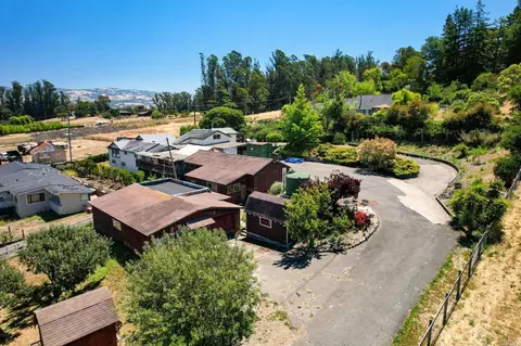 View/Area - 504 W Railroad Ave, Cotati, CA 94931 photo 2 of 3