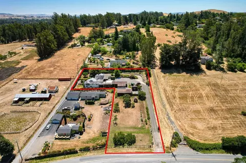 View/Area - 504 W Railroad Ave, Cotati, CA 94931 photo 1 of 3