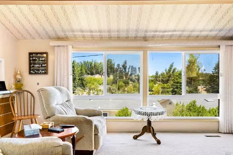 Living - 504 W Railroad Ave, Cotati, CA 94931 photo 2 of 3
