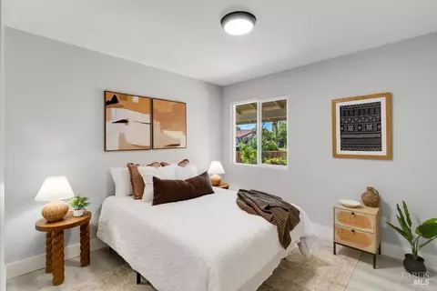 Bedroom - 2442 Cardinal Ct, Concord, CA 94520 photo 1 of 4