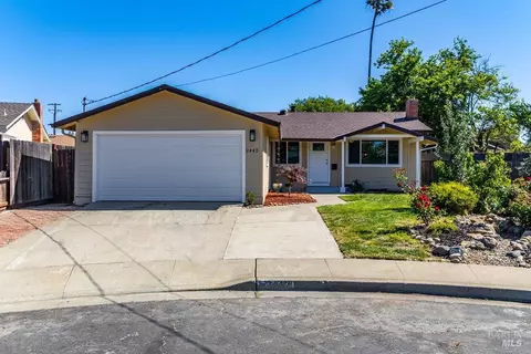 2442 Cardinal Ct, Concord, CA 94520