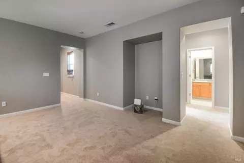 Living - 1026 Flagship Dr, Vallejo, CA 94592 photo 11 of 11