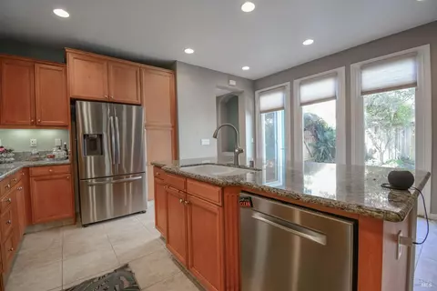 Kitchen - 1026 Flagship Dr, Vallejo, CA 94592 photo 4 of 7