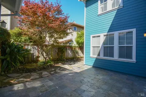 Exterior - 1026 Flagship Dr, Vallejo, CA 94592 photo 4 of 14