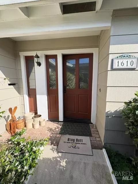 1610 Hexem Ave, Santa Rosa, CA 95404