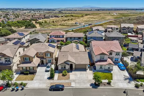 View/Area - 1985 Hancock Dr, Fairfield, CA 94533 photo 2 of 8