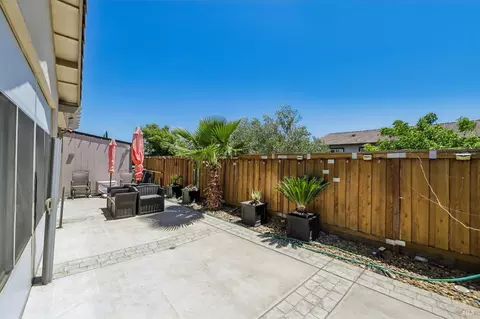 Exterior - 1985 Hancock Dr, Fairfield, CA 94533 photo 5 of 10