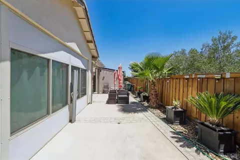 Exterior - 1985 Hancock Dr, Fairfield, CA 94533 photo 6 of 10