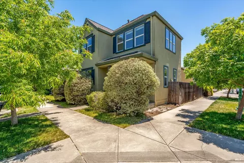 2490 Van Patter Dr, Santa Rosa, CA 95403