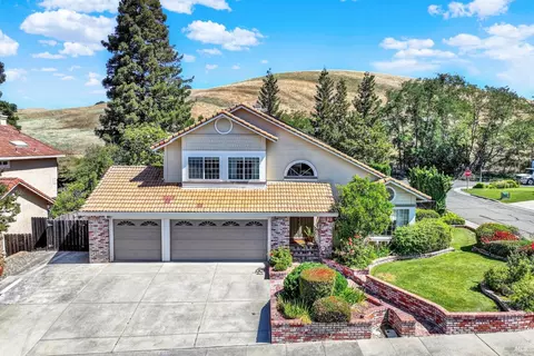 3202 Del Monte Ct, Fairfield, CA 94534