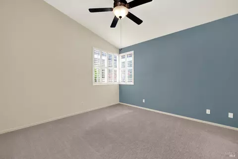 Bedroom - 266 Bartlett Ln, Vacaville, CA 95687 photo 5 of 9