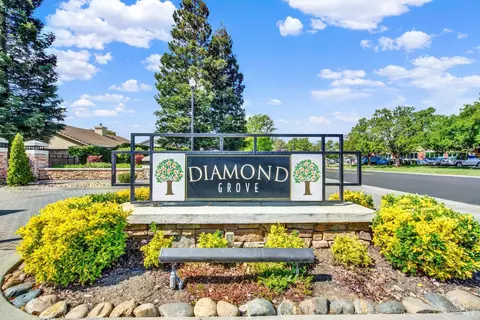 View/Area - 266 Bartlett Ln, Vacaville, CA 95687 photo 1 of 7