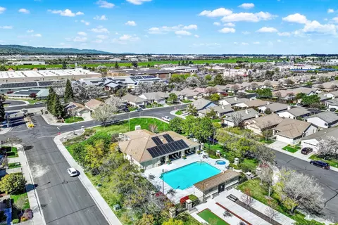 View/Area - 266 Bartlett Ln, Vacaville, CA 95687 photo 5 of 7