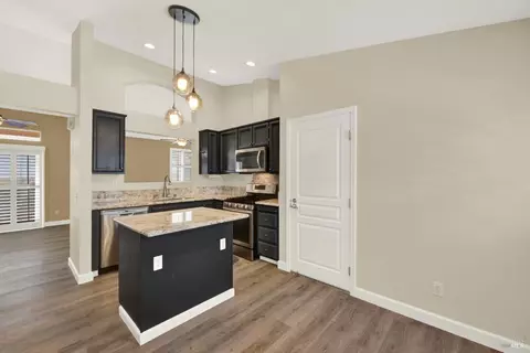 Kitchen - 266 Bartlett Ln, Vacaville, CA 95687 photo 1 of 10